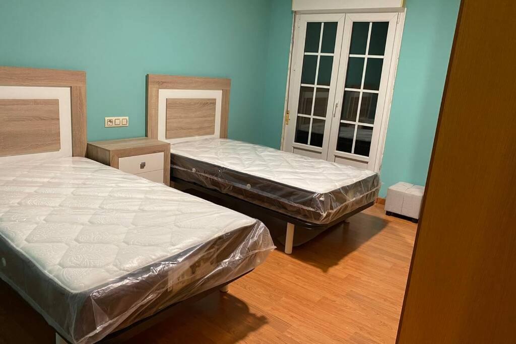 Apartamento De 4 Dormitorios En Camarinas Luaran gambar