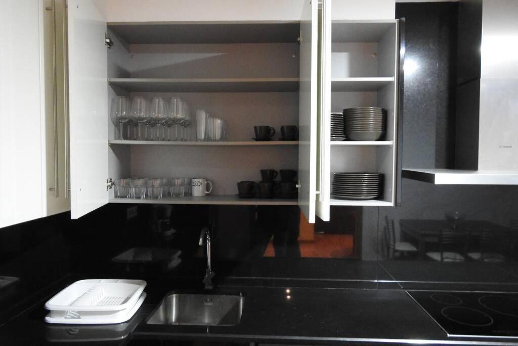 Apartamento De 4 Dormitorios En Camarinas Luaran gambar