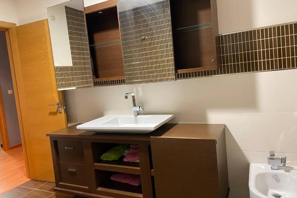 Apartamento De 4 Dormitorios En Camarinas Luaran gambar