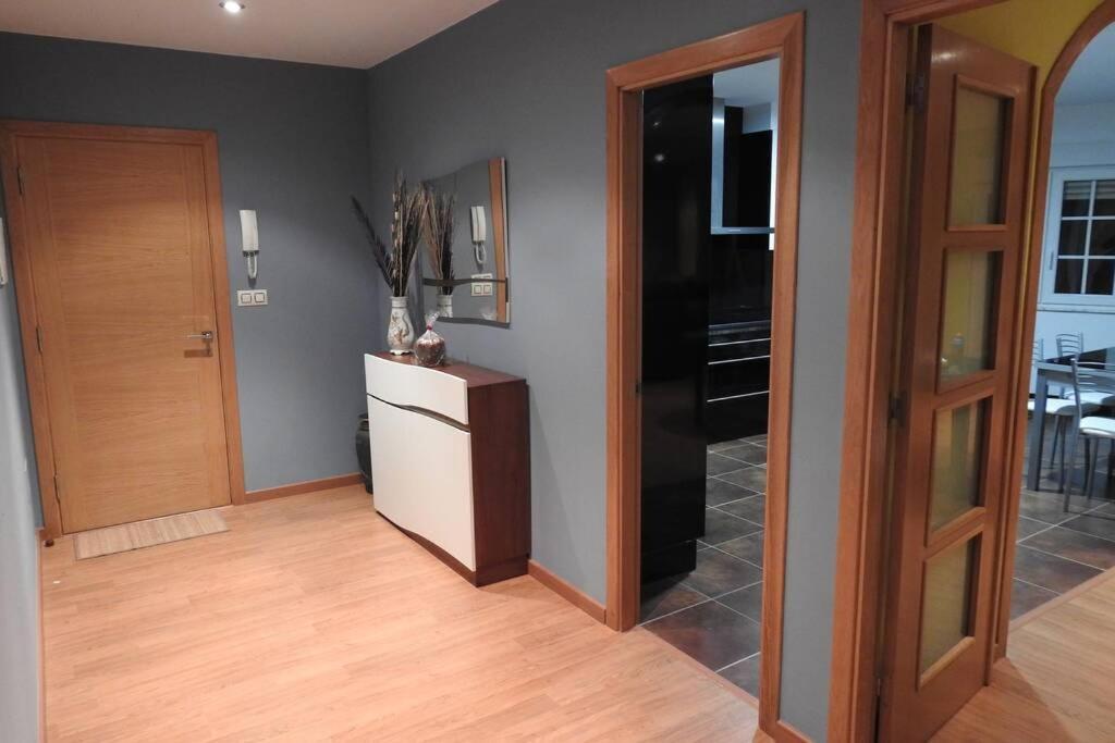 Apartamento De 4 Dormitorios En Camarinas Luaran gambar