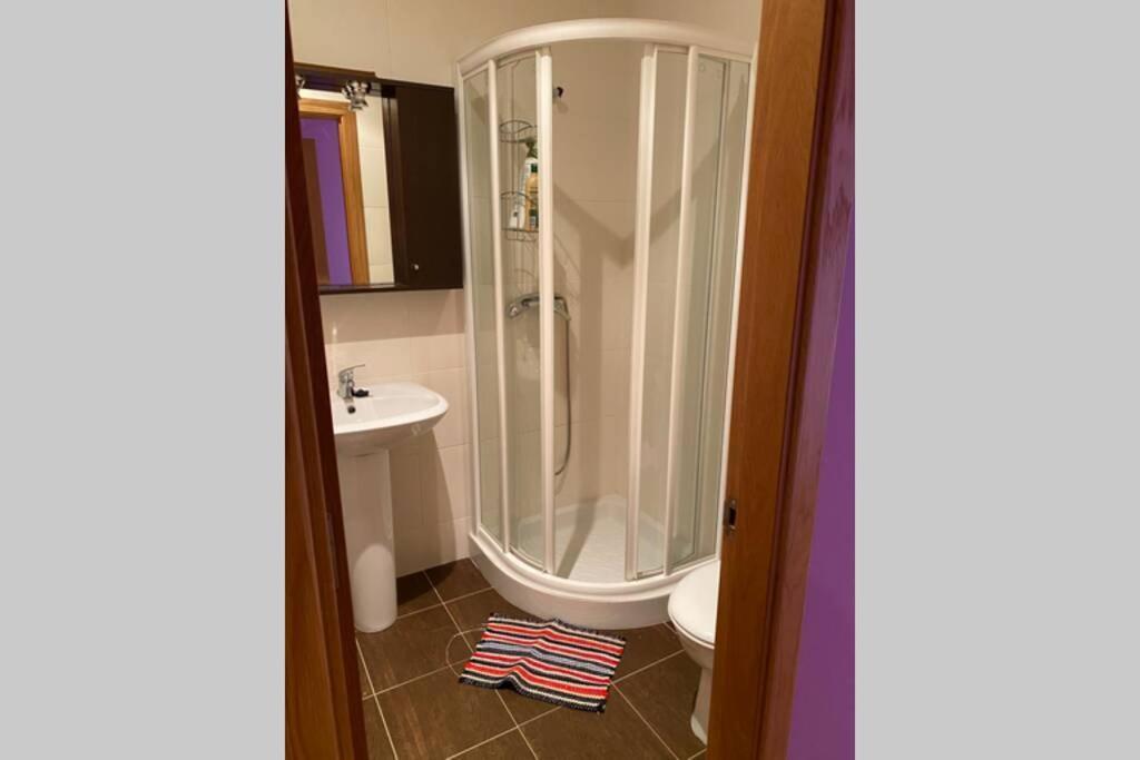 Apartamento De 4 Dormitorios En Camarinas Luaran gambar
